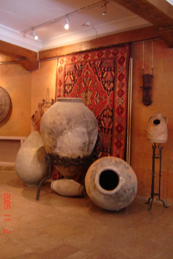 1st Floor Earthenware and Carpets